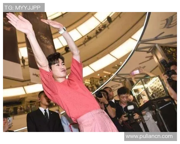 张翰与足球明星的魅力对比分析探讨其在各自领域的影响力与成就