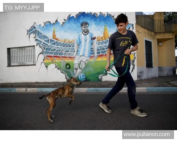 海地足球明星巴尔德斯的传奇之路与对家乡的深厚情感